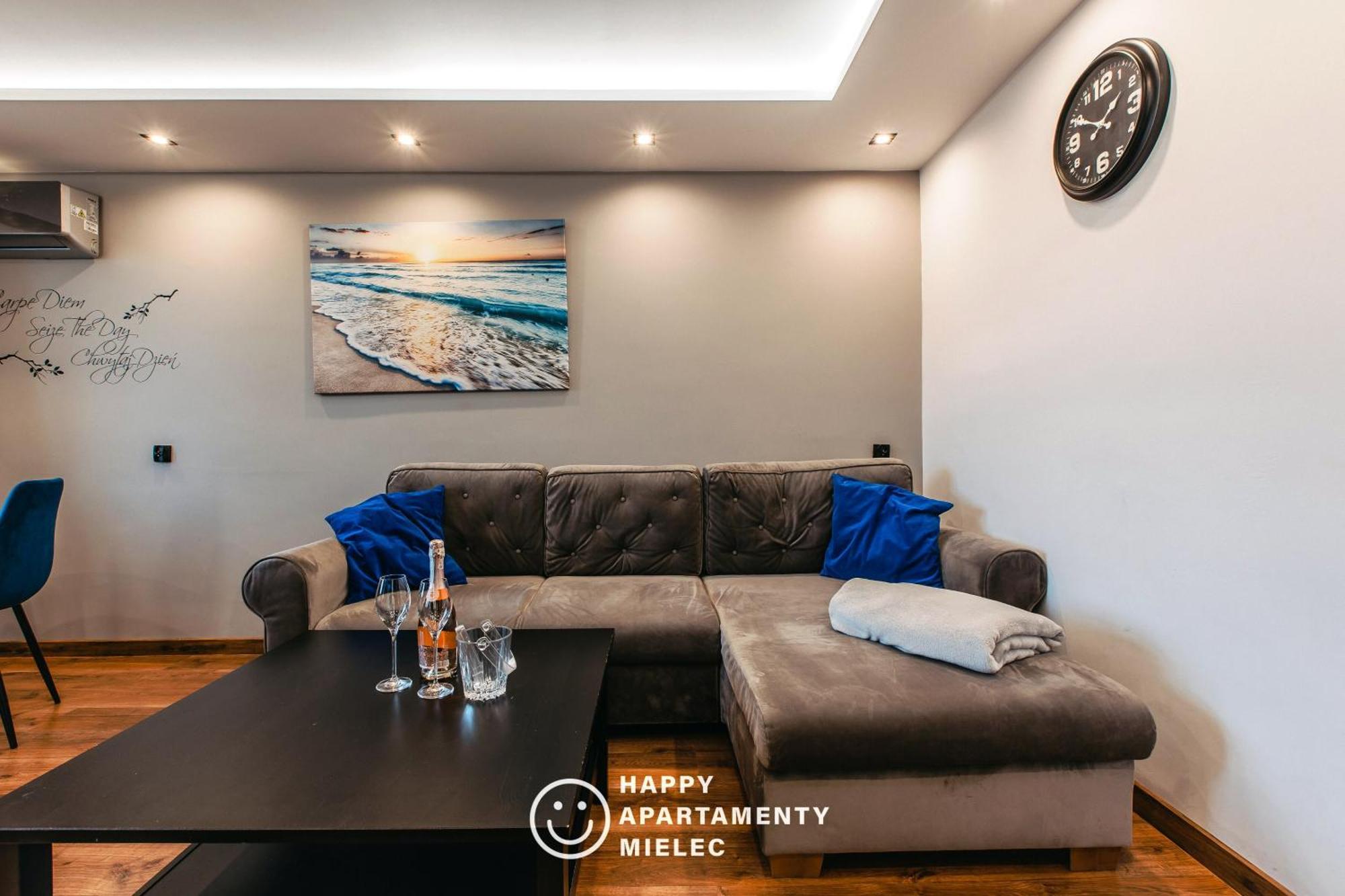 Happy Stay - Apartamentyhappy Pl Mielec Ngoại thất bức ảnh